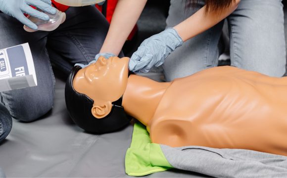 5 Common Myths About CPR Training Debunked